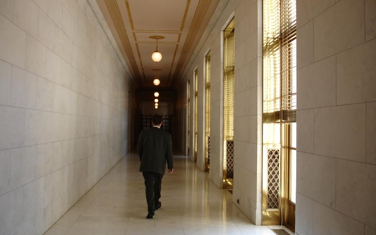 u-s-supreme-court-hallway-1224332